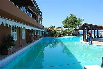 Sport Club Portorais Hotel Carini