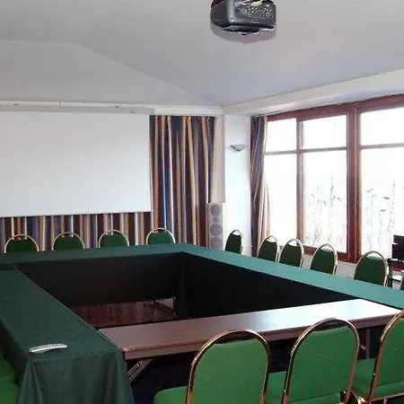 Sport Club Portorais 3* Carini